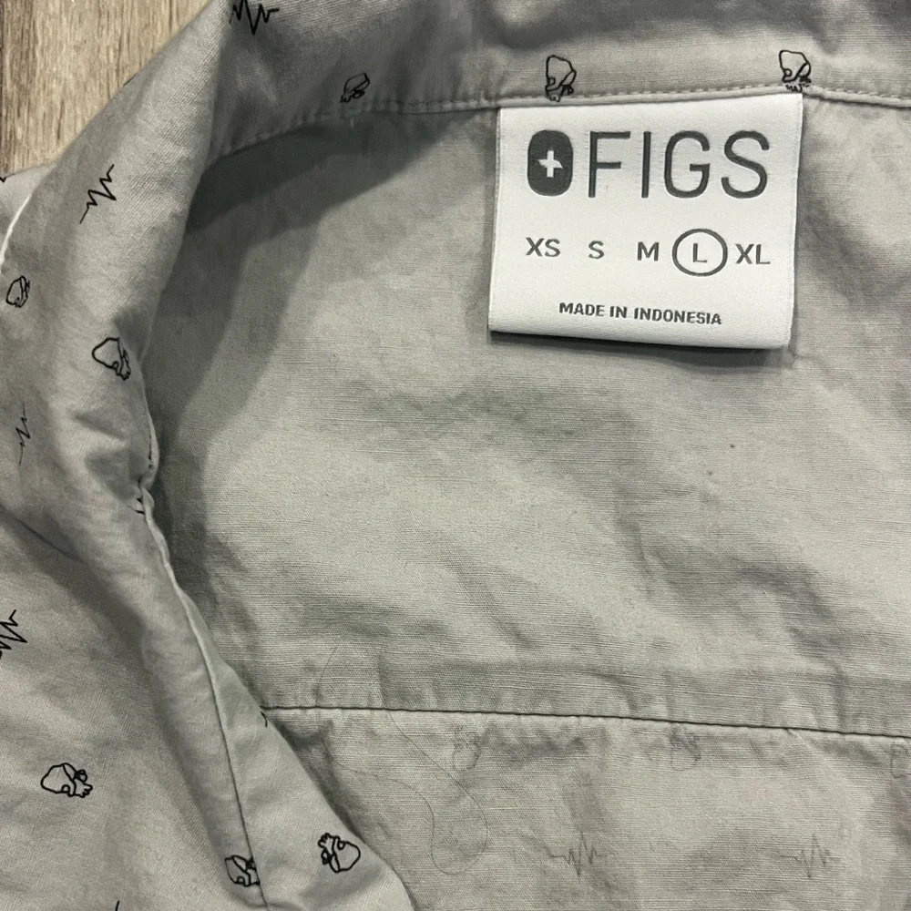 Figs pajama set- size L - Picture 6 of 6